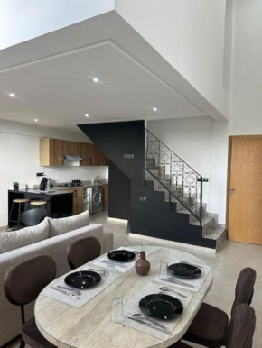Duplex au calme proche gare wifi